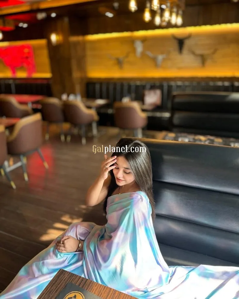 Nisha 𝟳𝟱𝟰𝟰𝟬𝟱𝟰𝟵𝟯𝟮 All over vip star category Hotel Only outca