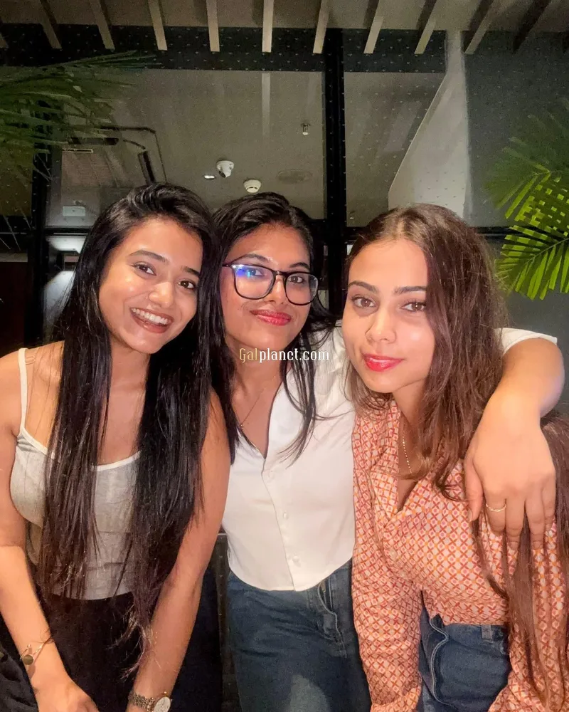 Real Photo Real Service 🌿-All Girl's and Aunt's are Well Educated and