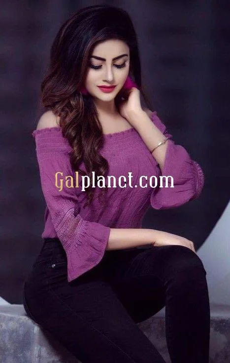 Delhi Escorts Service by young and pretty Independent Call Girls in De