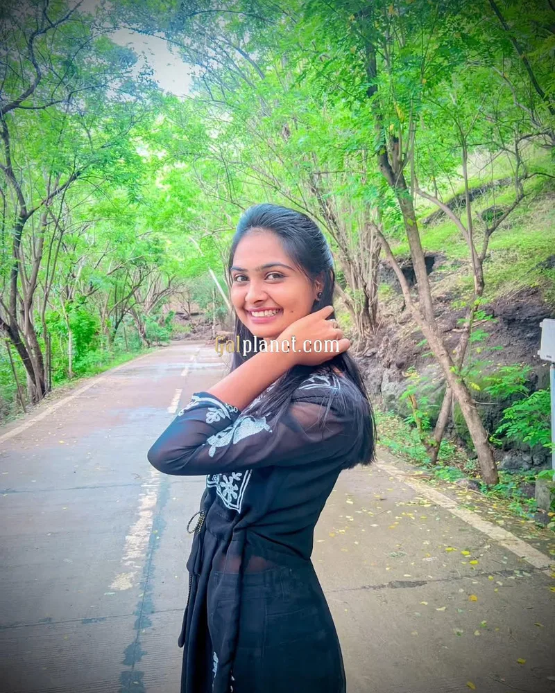 Riya service vip models indipendent college girl cash payment full ser