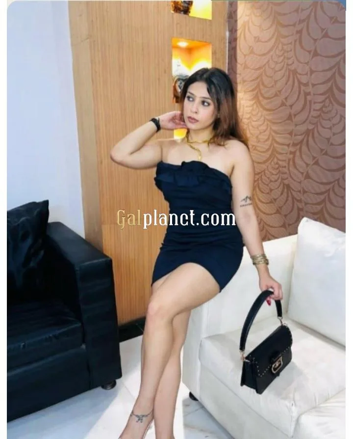 independent call girl living alone looking honest and genuine guys for