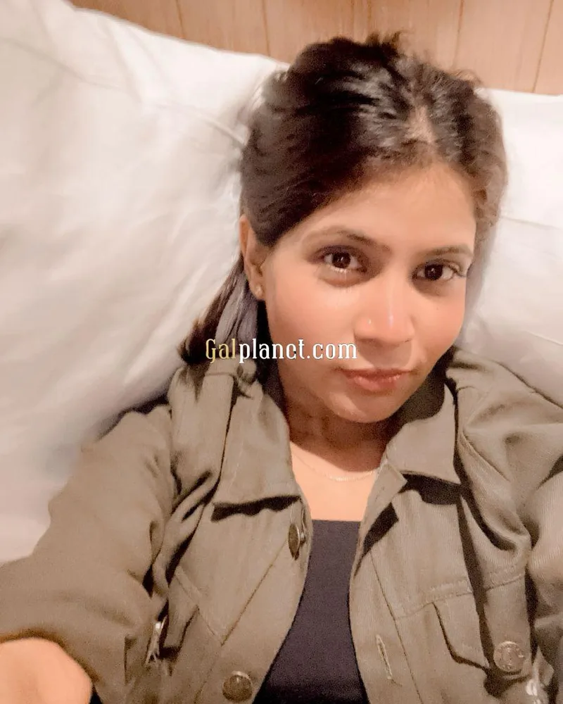 NASHIK INDEPENDENT COLLEGE GIRL AVAILABLE