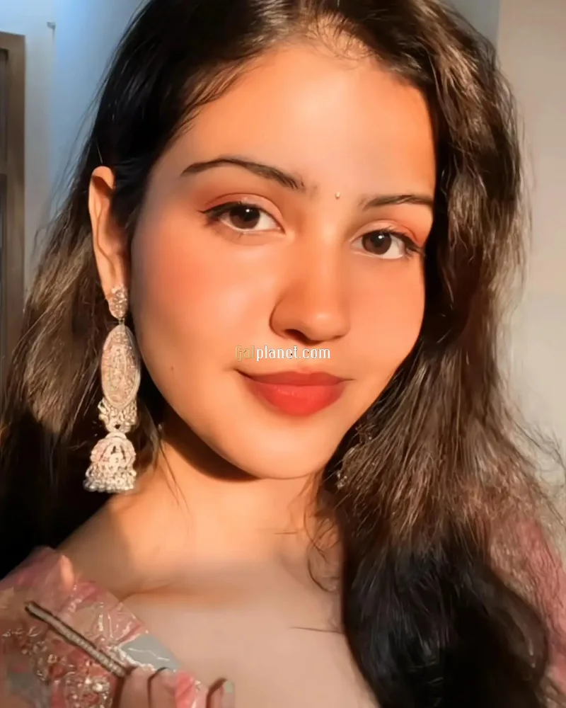 Cash only ppayment available high profile college girl