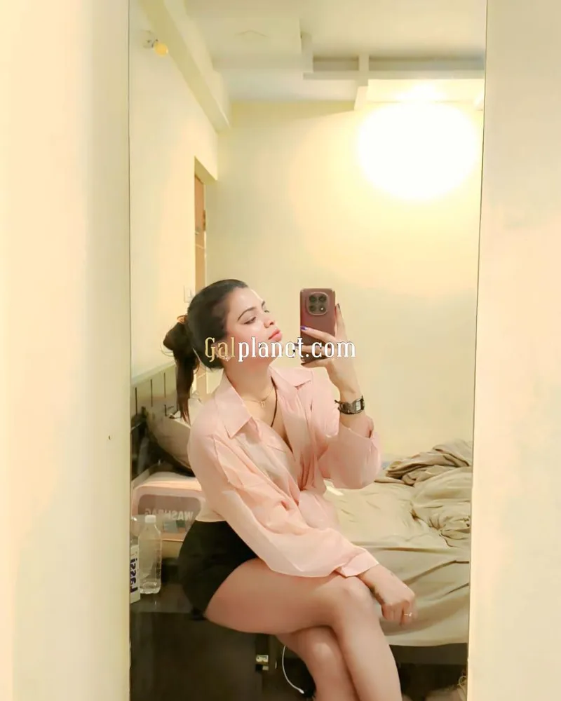 Puja singh mehra